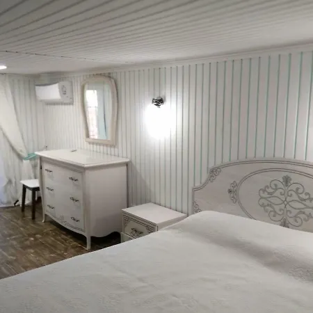 Center With Patio * Odessa